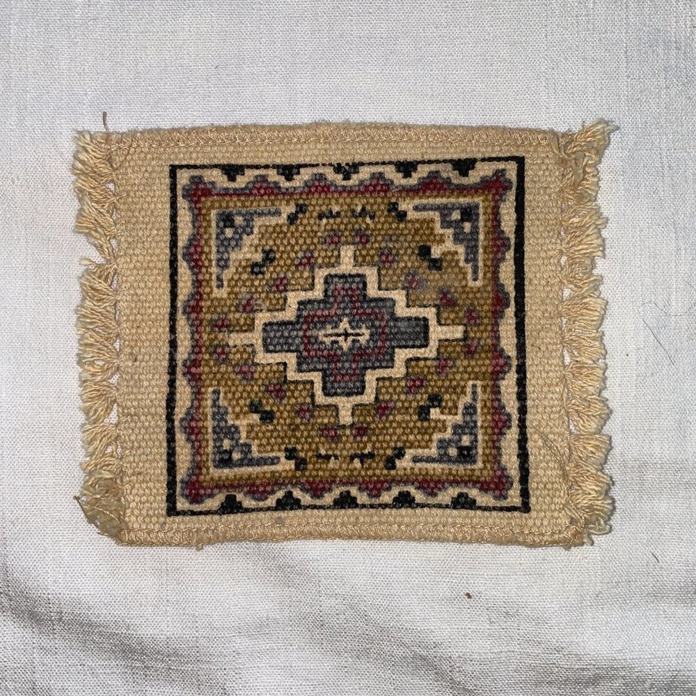 Southwest Motif Stenciled Coaster Rug - Picture 4 of 9
